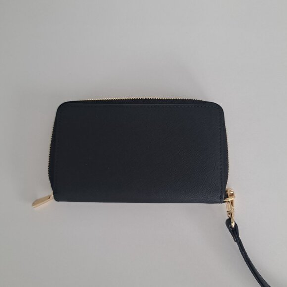 Michael Kors Travel Wallet - Picture 2 of 3